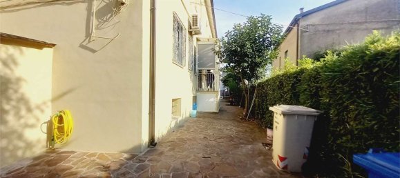 4 bedrooms Apartment in Forlì, Italy No. 373073 39