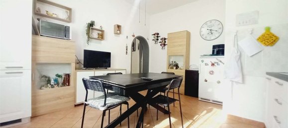 4 bedrooms Apartment in Forlì, Italy No. 373073 8