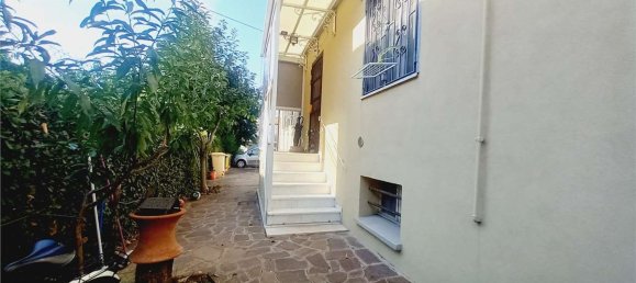 4 bedrooms Apartment in Forlì, Italy No. 373073 33