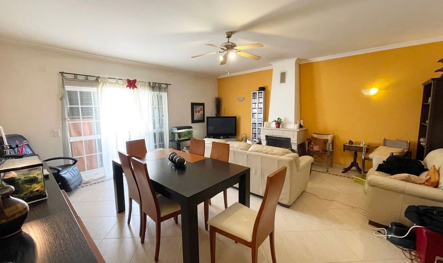 Casa T4 em Corroios, Portugal N.º 102221