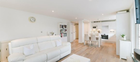 Квартира с 2 спальнями в Эпсом, Великобритания № 9683 2