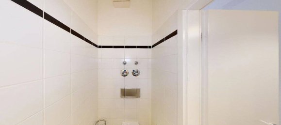 1 room Building in Berlin, Germany No. 38690 10