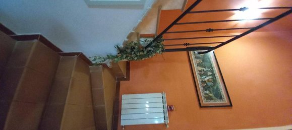 Дом с 6 комнатами в Рикко дель Гольфо ди Специя, Италия № 123908 10