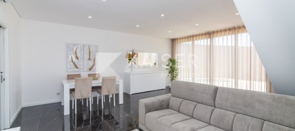 3 bedrooms Townhouse in Quelfes, Portugal No. 67687 7