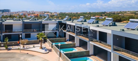 3 bedrooms Townhouse in Quelfes, Portugal No. 67687 3