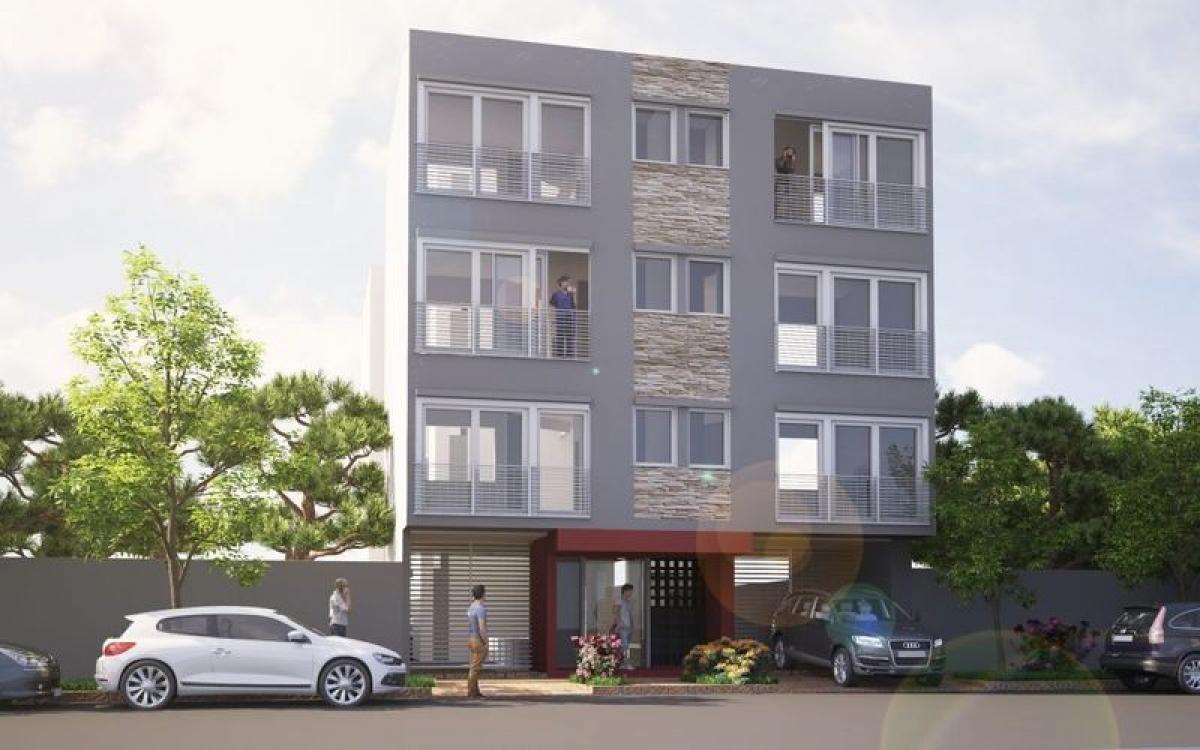 36m² Office in Moreno, Argentina No. 26821