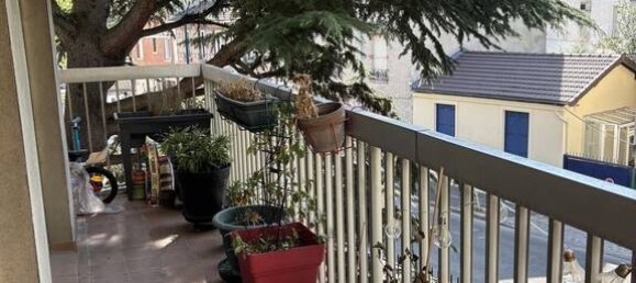 Apartamento de 2 dormitorios en Pantin, France No. 333315 9