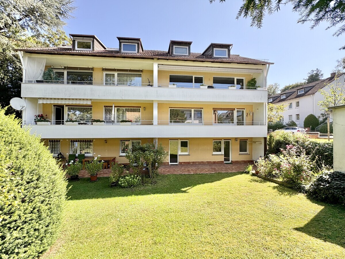 4-Zimmer Doppelhaus in Wiesbaden, Germany, Nr. 280935