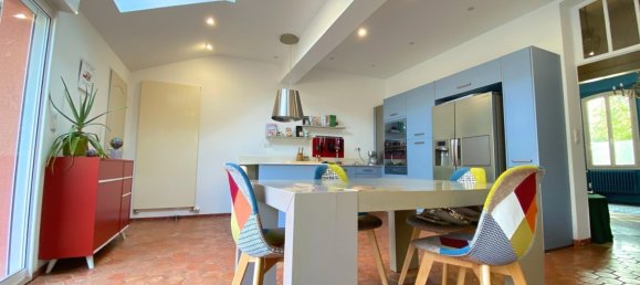 6 bedrooms House in Chartres, France No. 246065 6