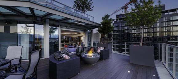 2 bedrooms Condo in Alberta, Canada No. 1157 3