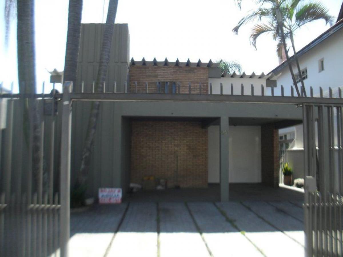 4 bedrooms House in Sao Paulo, Brazil No. 489824