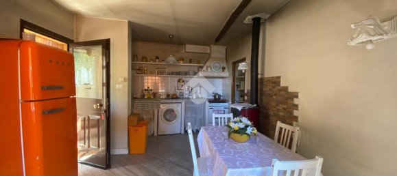 Дом с 4 комнатами в Торрилья, Италия № 149549 8