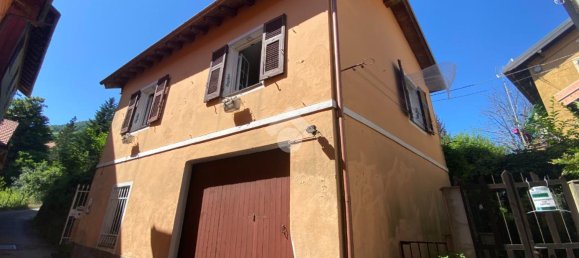 Дом с 4 комнатами в Торрилья, Италия № 149549 2