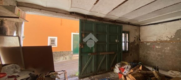 Дом с 4 комнатами в Торрилья, Италия № 149549 27