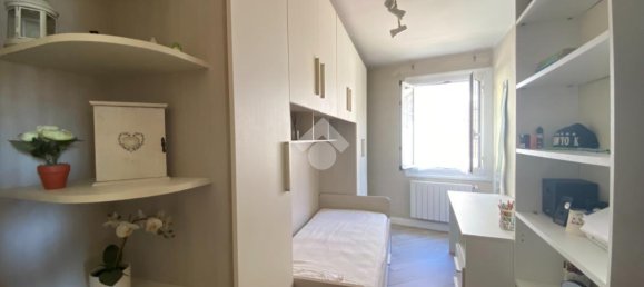 Дом с 4 комнатами в Торрилья, Италия № 149549 13