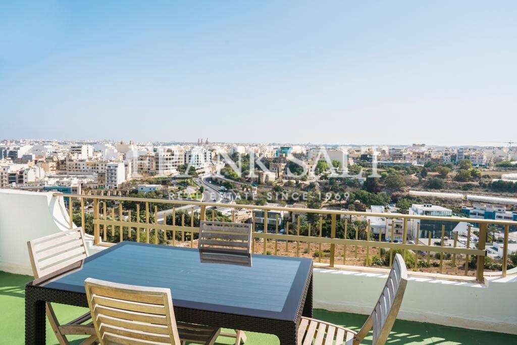 3 bedrooms House in Swatar, Malta No. 4409