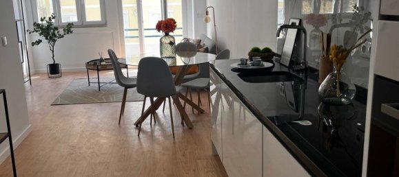 3 bedrooms Apartment in Lisbon, Portugal No. 163034 11