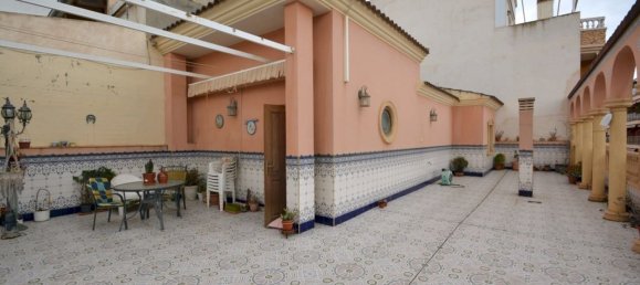 8 bedrooms House in Guardamar del Segura, Spain No. 183676 2