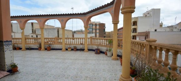 8 bedrooms House in Guardamar del Segura, Spain No. 183676 4