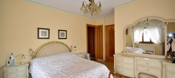 8 bedrooms House in Guardamar del Segura, Spain No. 183676 8