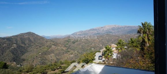 5 bedrooms House in Sayalonga, Spain No. 50380 23