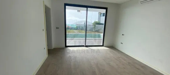 3 bedrooms House in Machico, Portugal No. 139997 16