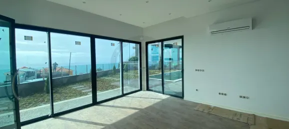 3 bedrooms House in Machico, Portugal No. 139997 10