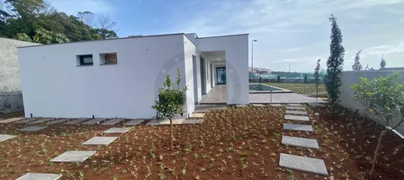 3 bedrooms House in Machico, Portugal No. 139997 6
