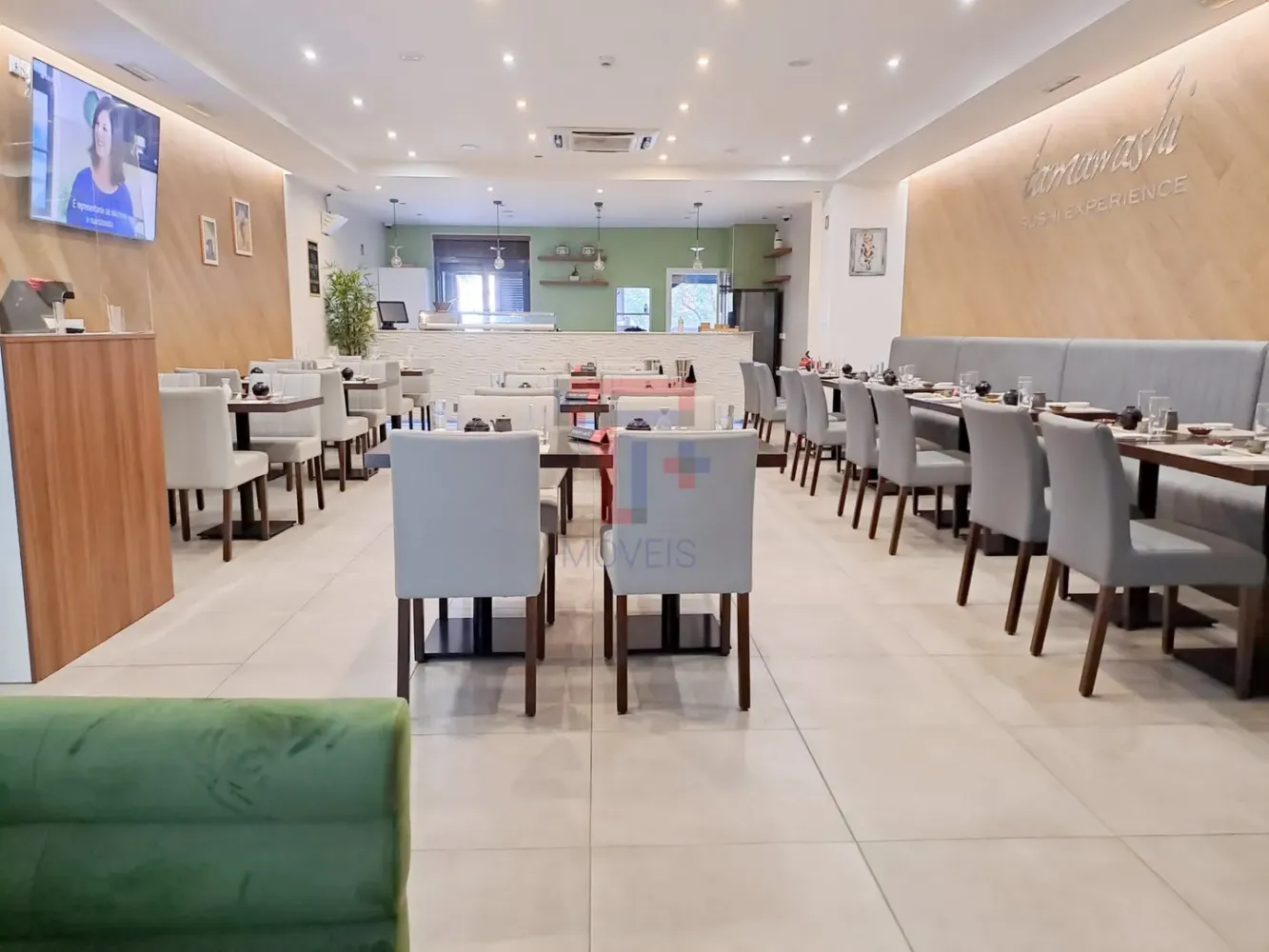 170m² Commercial property in Amadora, Portugal No. 147637