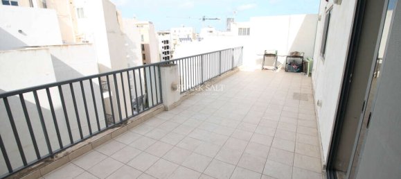 3 chambres Penthouse à Sliema, Malta No. 9772 4