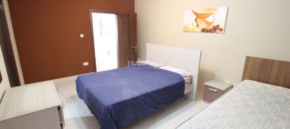 3 chambres Penthouse à Sliema, Malta No. 9772 14