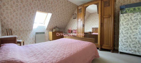 4 chambres Maison à Léré, France No. 63171 9