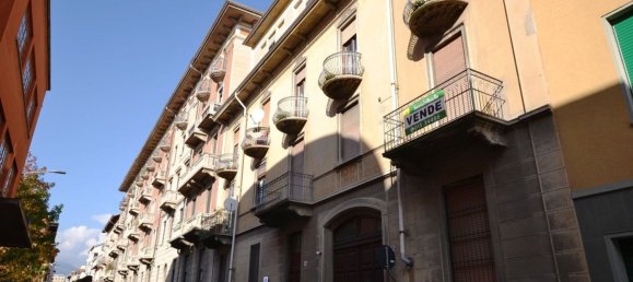 4 rooms Apartment in Biella, Italy No. 70829 2