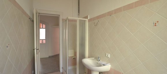4 rooms Apartment in Biella, Italy No. 70829 10
