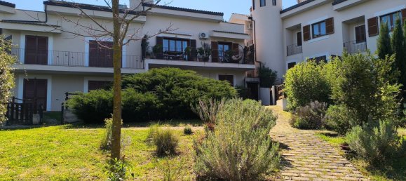 3غرفة منزل ذو طابقين في Trequanda, Italy رقم 48803 25