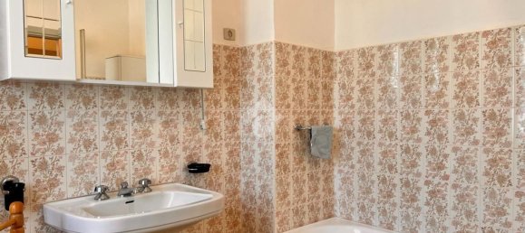 4 Schlafzimmer Haus in Valdilana, Italy, Nr. 375149 15