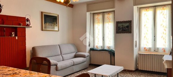 4 Schlafzimmer Haus in Valdilana, Italy, Nr. 375149 29
