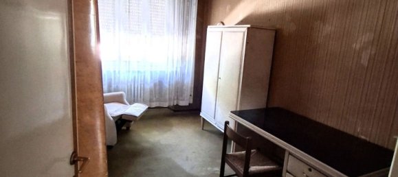 6 rooms Apartment in Pistoia, Italy No. 284381 15