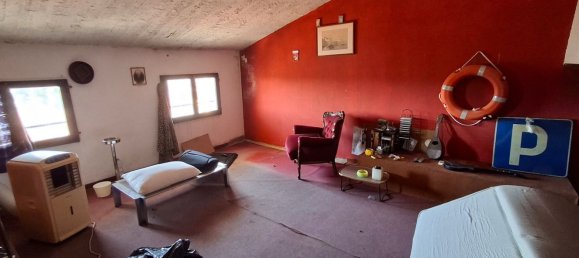 6 rooms Apartment in Pistoia, Italy No. 284381 21