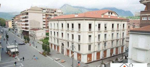 5 rooms Apartment in Avellino, Italy No. 83342 14