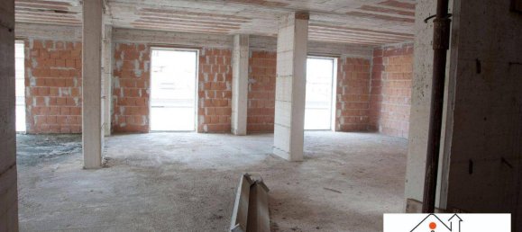 5 rooms Apartment in Avellino, Italy No. 83342 15