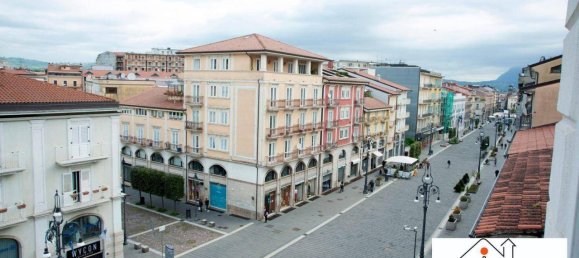 5 rooms Apartment in Avellino, Italy No. 83342 12