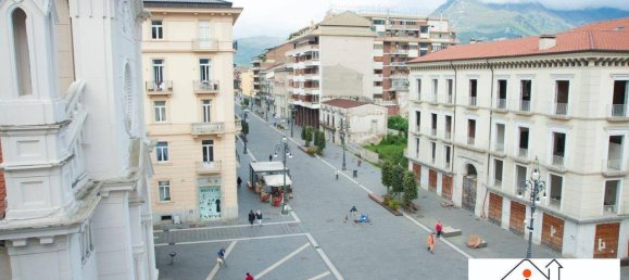 5 rooms Apartment in Avellino, Italy No. 83342 7