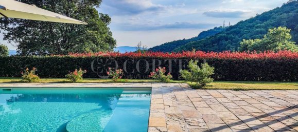 4 bedrooms Villa in Umbertide, Italy No. 267167 9