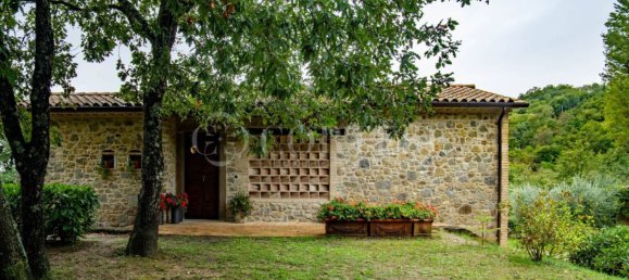 4 bedrooms Villa in Umbertide, Italy No. 267167 12