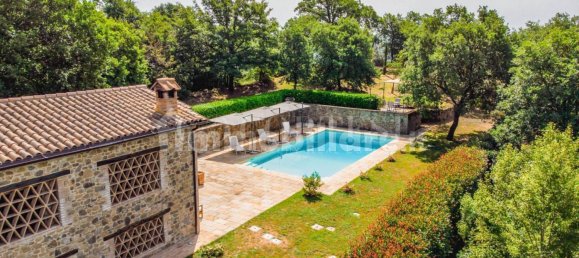 4 bedrooms Villa in Umbertide, Italy No. 267167 11