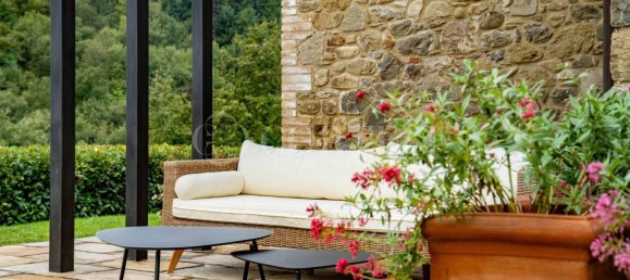 4 bedrooms Villa in Umbertide, Italy No. 267167 4