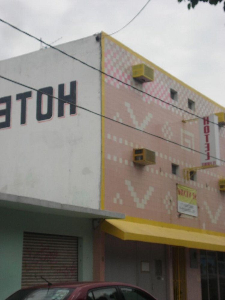 140m² Building in Veracruz, Mexico No. 200210