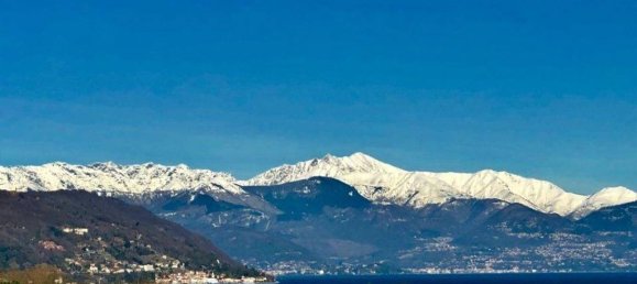 3 Schlafzimmer Villa in Ranco, Italy, Nr. 131594 10