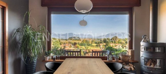 3 Schlafzimmer Villa in Ranco, Italy, Nr. 131594 9